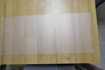 1:32 / Vitrine - Schaukasten für Maßstab 1:32, 2,7mm Stärke Acryl, blockiert über 90% UV-Licht (NEW Version) - Kopie - Kopie